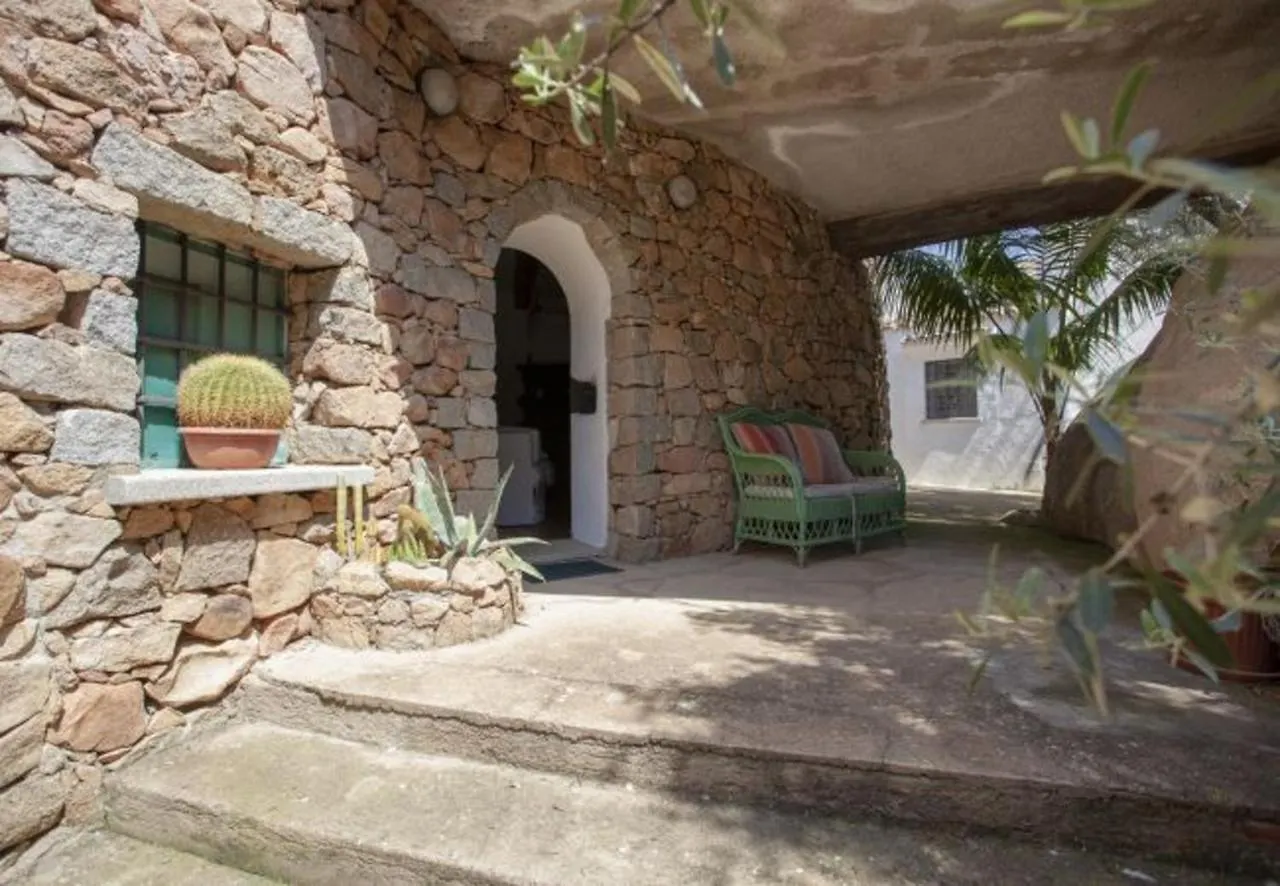 Charming Villa In Olbia With Shared Pool And Garden بورتو روتوندو إيطاليا